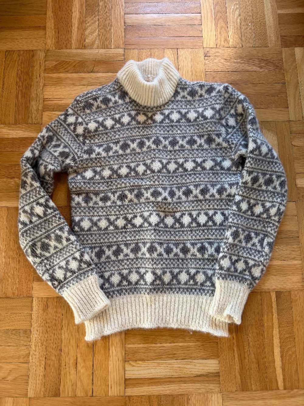 100% Wool Vintage Jantzen Sweater